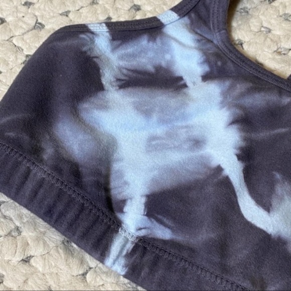 Anthropologie Tie Dye Crop Top NWT Yoga Bra XS gym exercise streetwear blue New - Picture 6 of 6